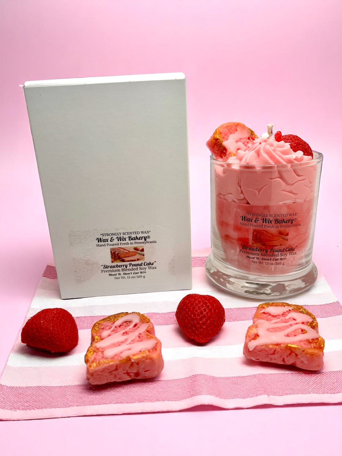 Large Strawberry Pound Cake Candle. 13 Ounce. Pound Cake. Soy Wax Candle. Strongly Scented Candle.