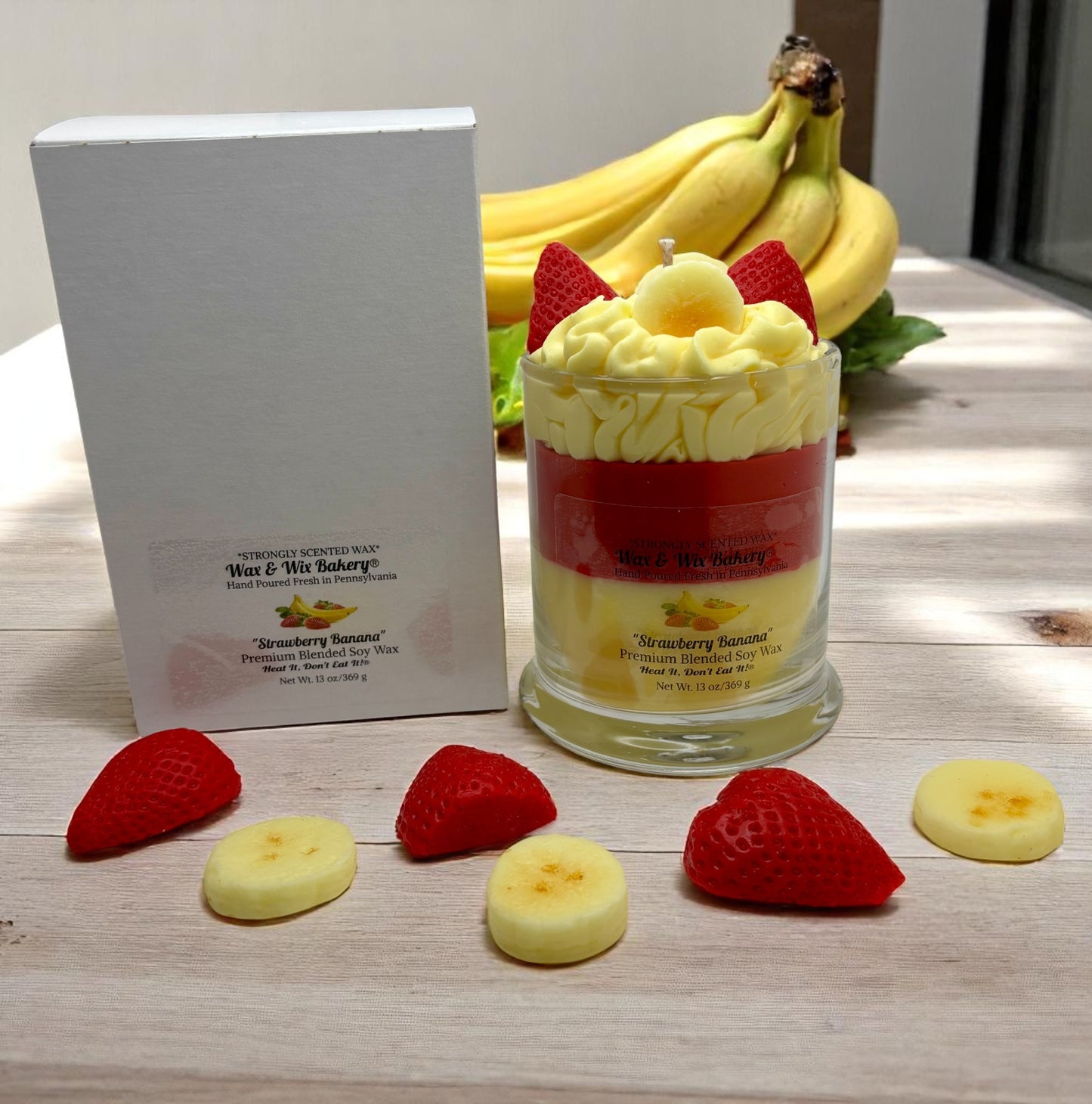 Strawberry Banana Candle. Large 13 oz. Soy Candle/Strawberry Banana Dessert Candle. Strongly Scented Candle
