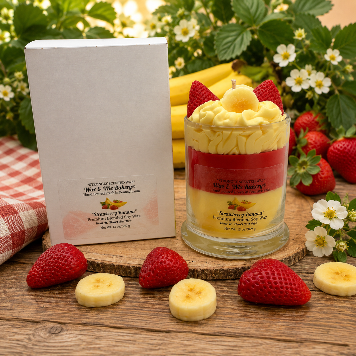 Strawberry Banana Candle. Large 13 oz. Soy Candle/Strawberry Banana Dessert Candle. Strongly Scented Candle