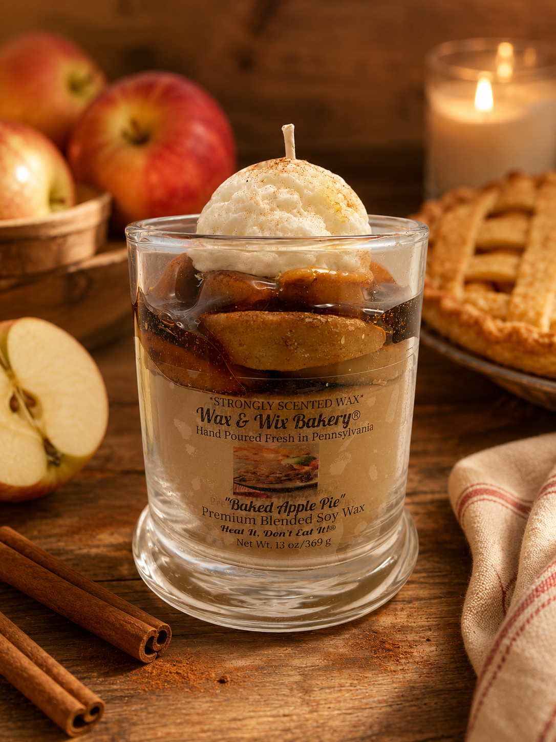 Baked Apple Pie with Ice Cream Candle. 13 oz. Soy Candle/Apples, Cinnamon, Ice Cream. Strongly Scented Candle. Dessert Candle
