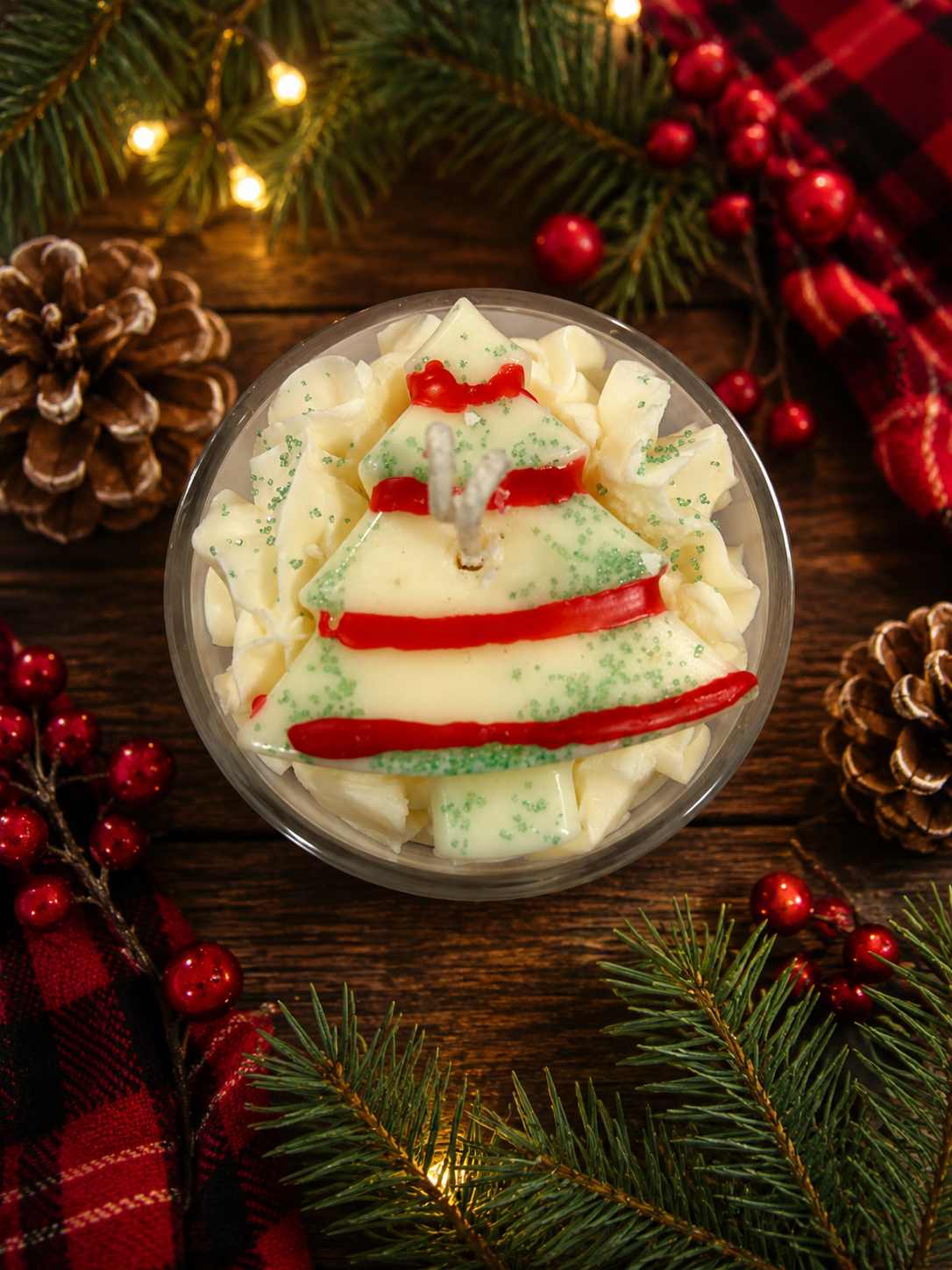 Christmas Tree Snack Cake Candle. 13oz. Soy Candle/Strong Scented Candle/Holiday Candle/Winter Candle/Dessert Candle