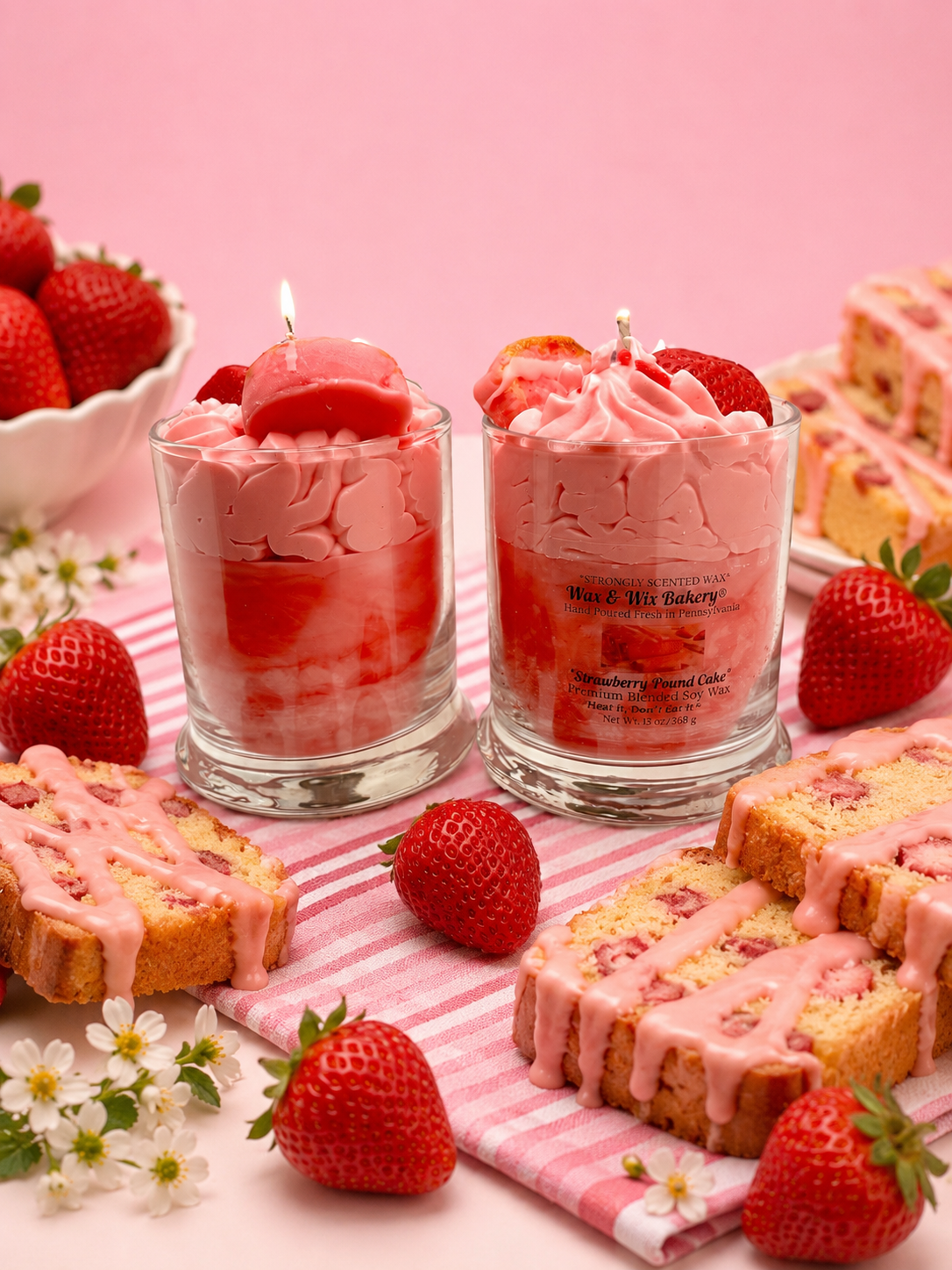 Large Strawberry Pound Cake Candle. 13 Ounce. Pound Cake. Soy Wax Candle. Strongly Scented Candle.