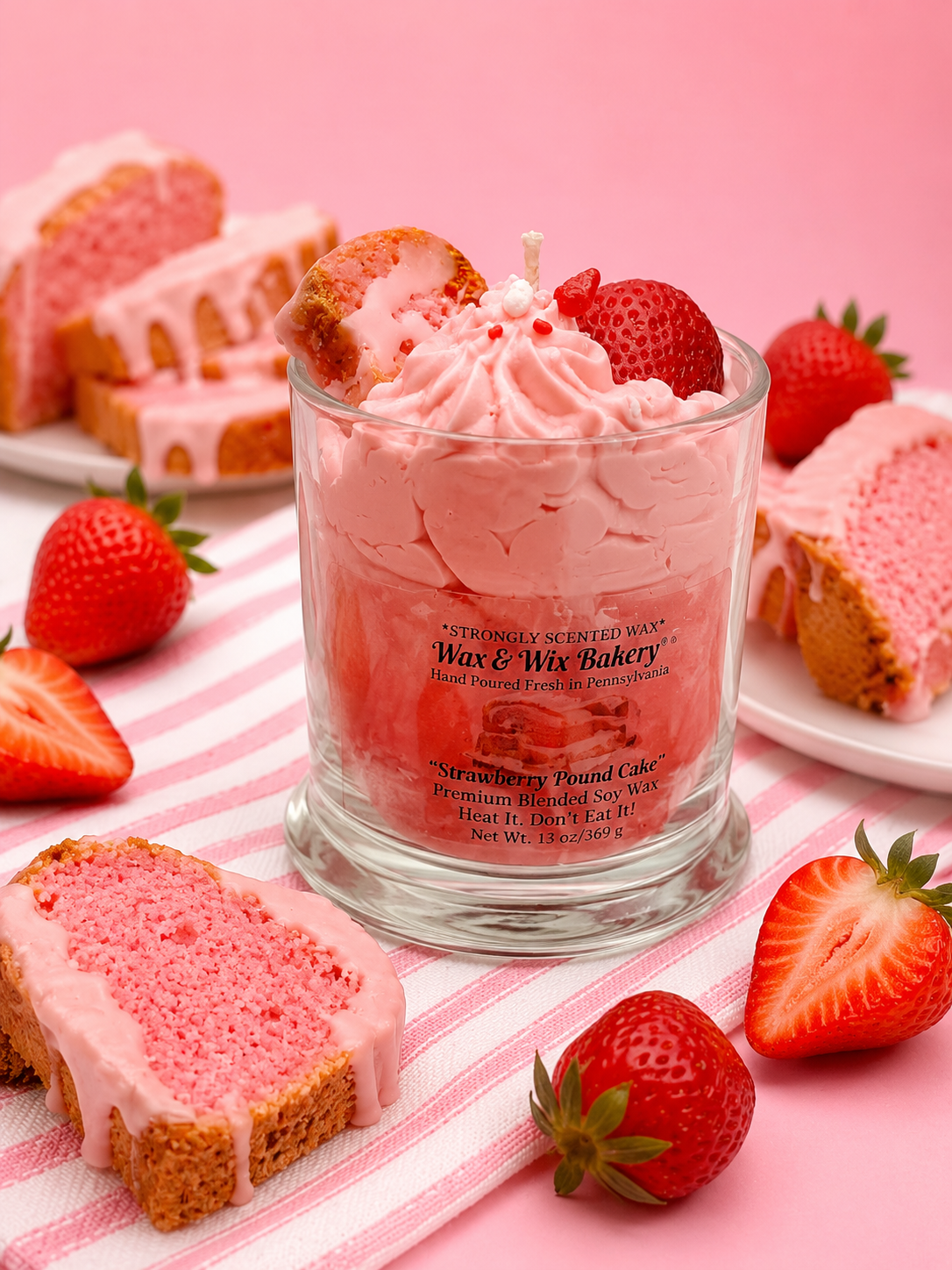 Large Strawberry Pound Cake Candle. 13 Ounce. Pound Cake. Soy Wax Candle. Strongly Scented Candle.