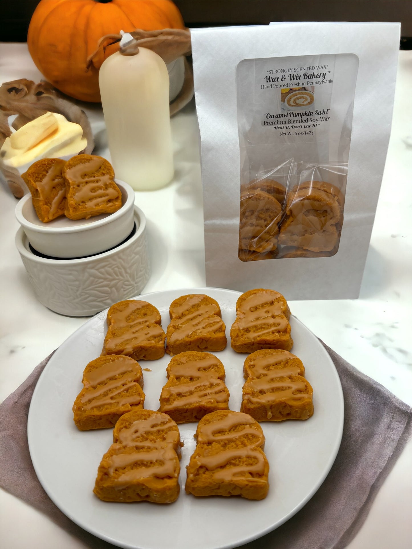 Caramel Pumpkin Swirl Bread Wax Melts. 5 oz. Bread Wax Melts/Soy Wax Melts/Strongly Scented Wax Melts/Wax Tarts for Wax Warmers/ 8 Pieces.