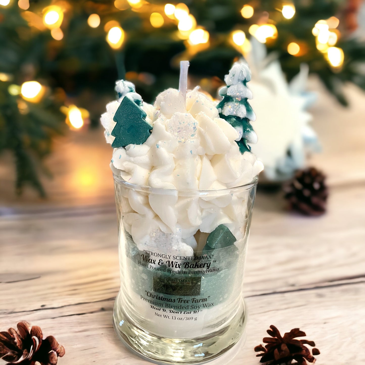 Christmas Tree Candle 13oz. Soy Candle/Strong Scented Candle/Gift Box/Gift Bag/Holiday Candle/Winter Candle/Christmas Gift/Christmas Candle