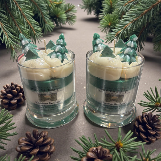 Christmas Tree Candle Large 13oz. Soy Candle/Strong Scented Candle/Holiday Candle/Winter Candle/Christmas Candle.