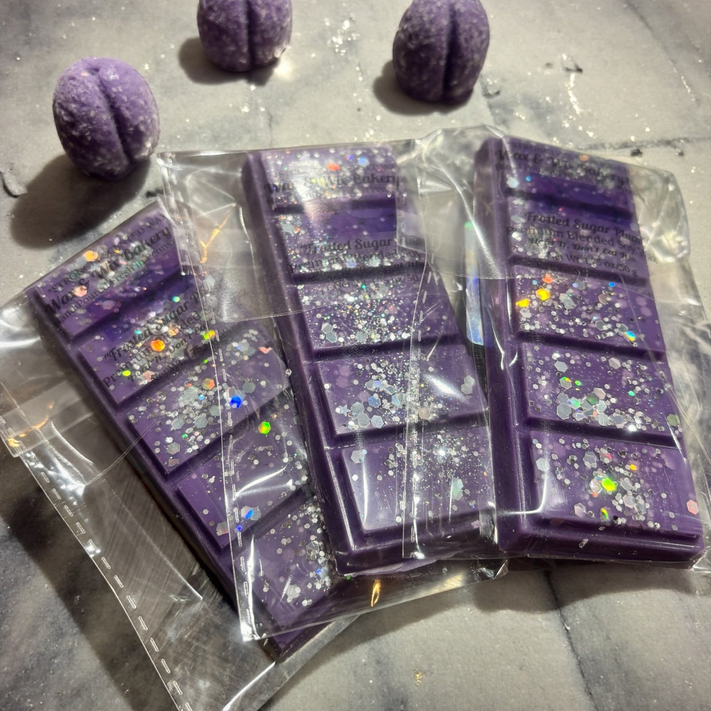 Frosted Sugar Plum Snap Bar Wax Melt. 1.75 oz. Winter Wax Melt/Soy Wax Melts/Strongly Scented Wax Melts/Wax Tarts for Wax Warmers.