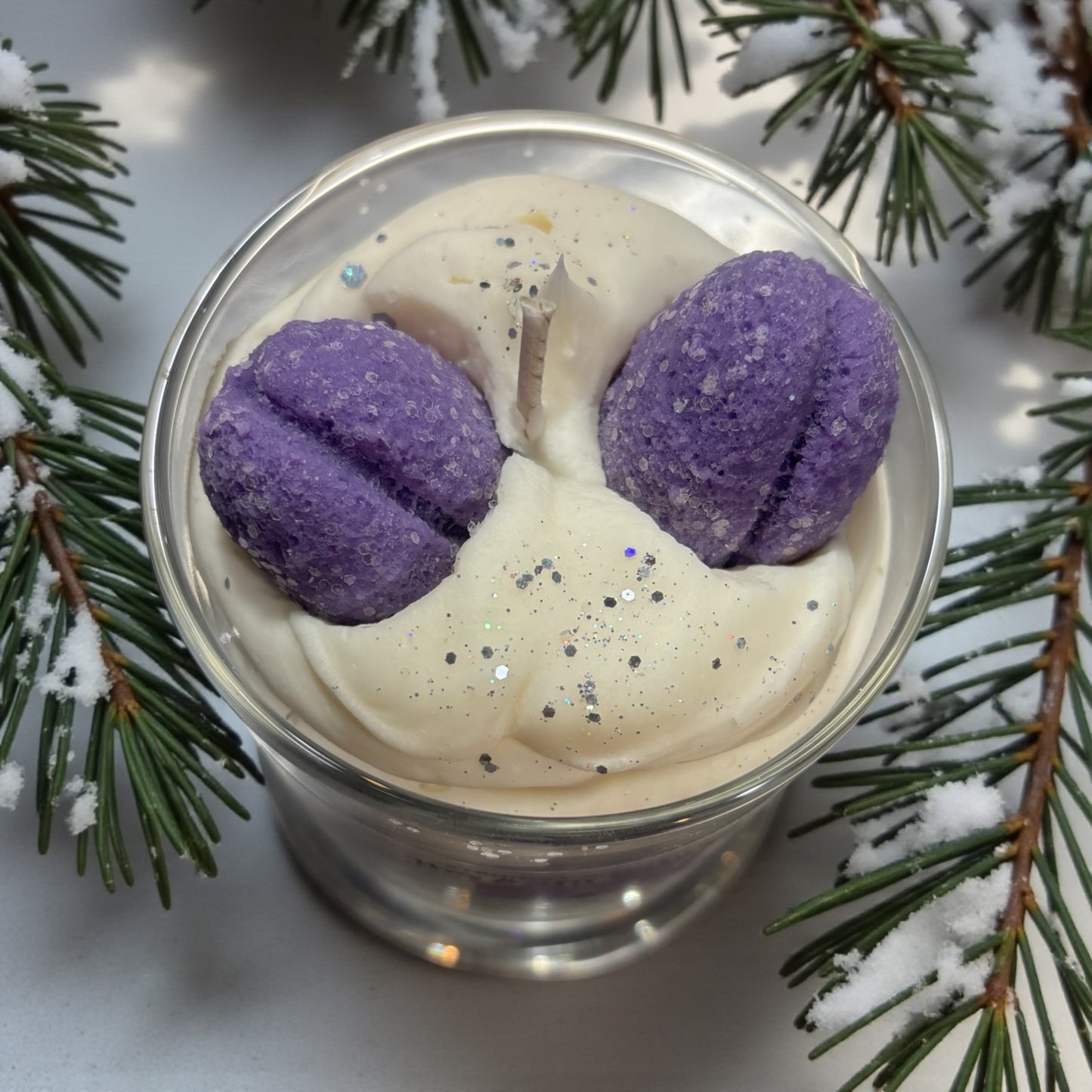 Frosted Sugar Plum Candle. 13oz. Soy Candle/Strong Scented Candle/Holiday Candle/Winter Candle