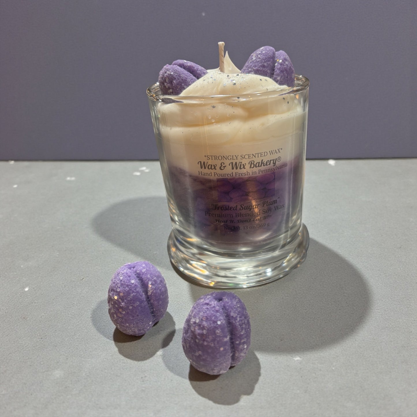 Frosted Sugar Plum Candle. 13oz. Soy Candle/Strong Scented Candle/Holiday Candle/Winter Candle