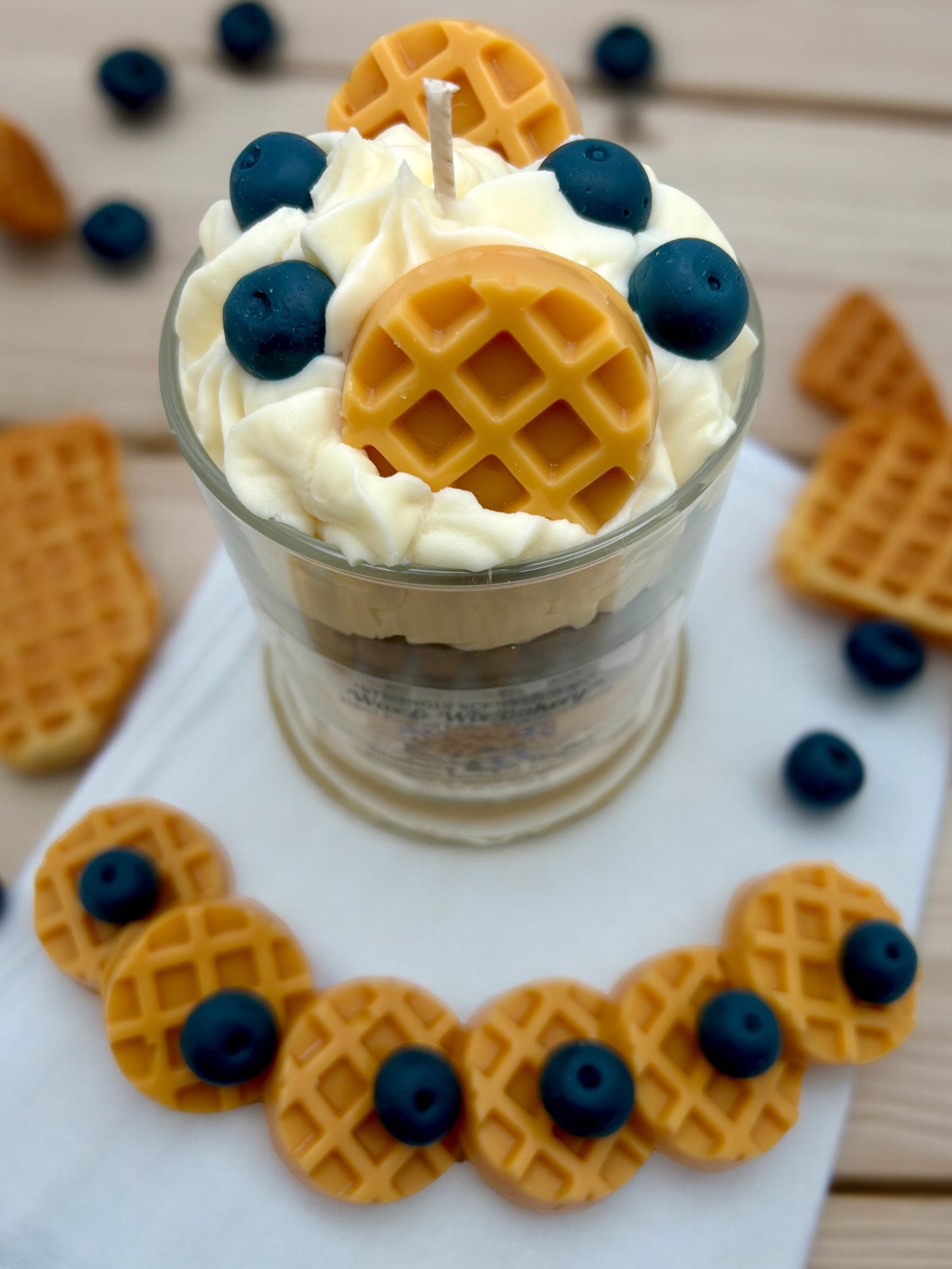 Blueberry Maple Waffle Candle. 13 oz. Large Soy Candle/Waffles, Blueberries, Maple Syrup. Strongly Scented Candle.