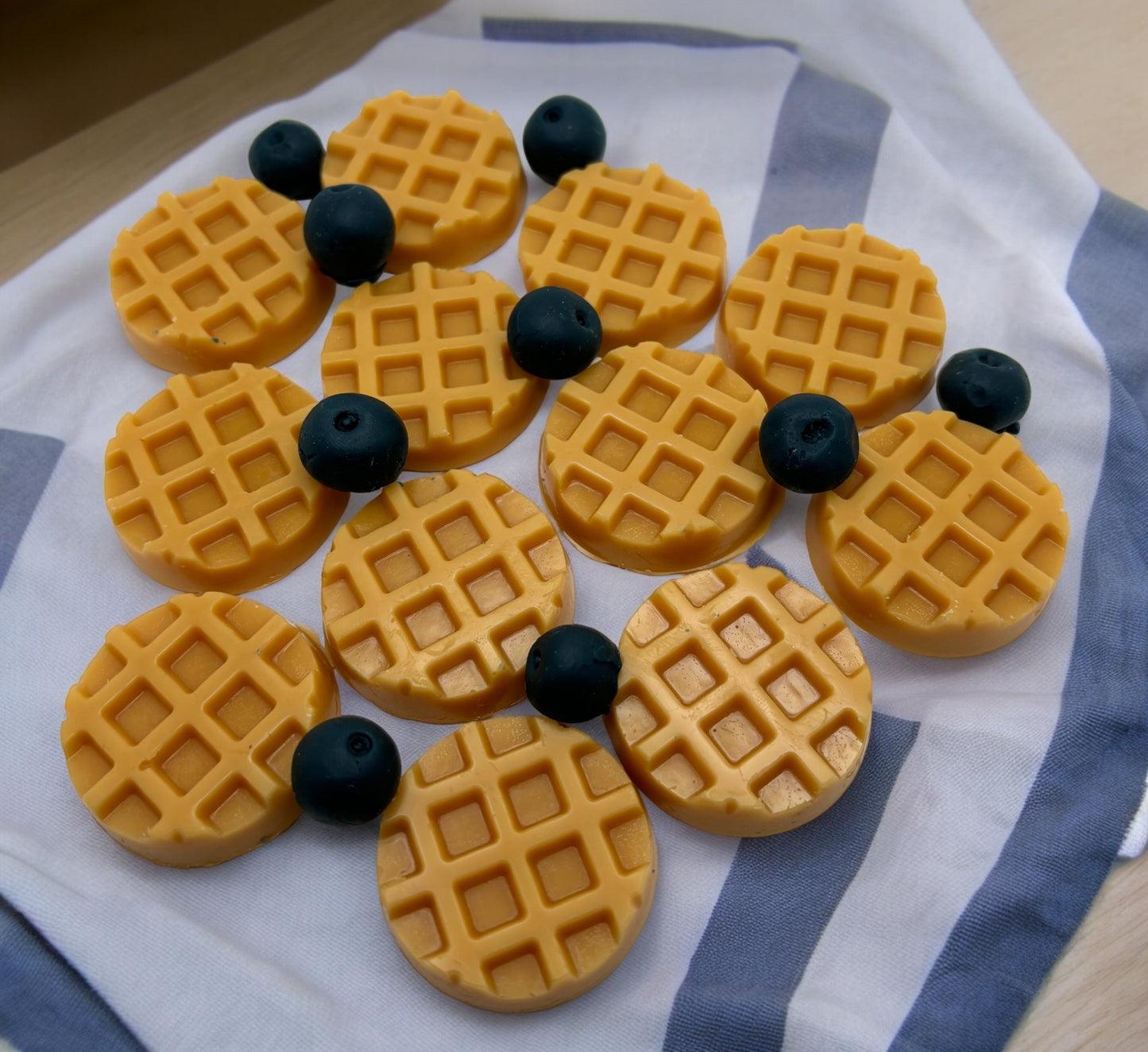 Blueberry Maple Waffle Wax Melts. Bakery Wax Melt. Soy Wax Melts. Strongly Scented Wax Melts/Wax Tarts for Wax Warmers. 4 oz. 12 Waffles +9 Blueberries