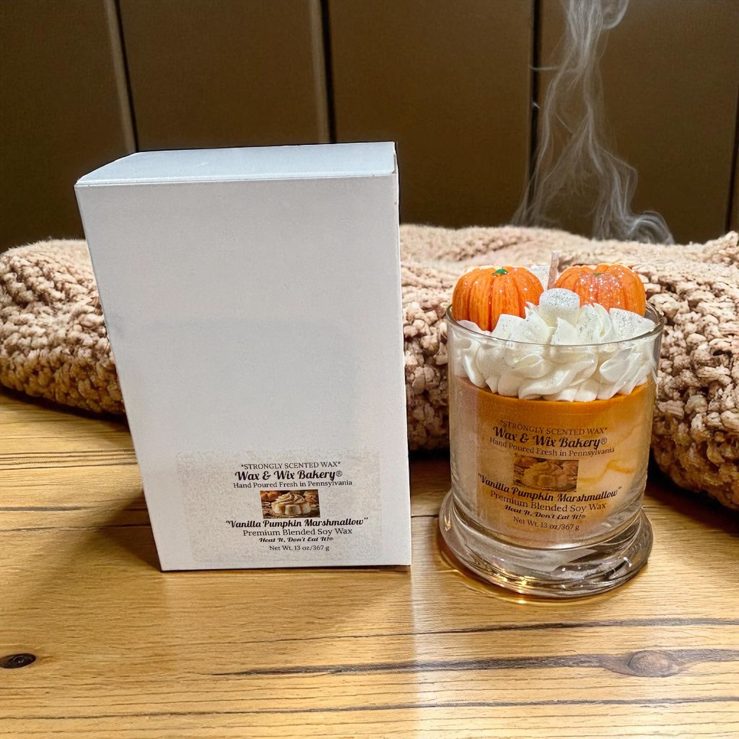 Vanilla Pumpkin Marshmallow Candle. 13oz. Soy Candle/Strong Scented Candle/Pumpkin Candle/Holiday Candle/Fall Candle