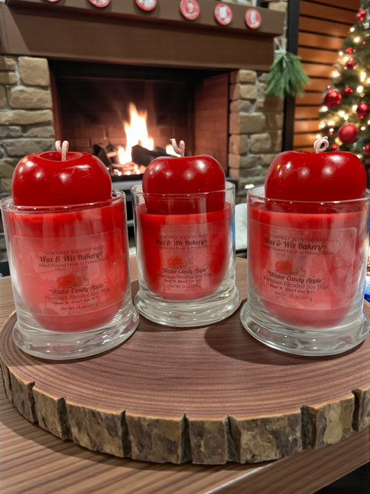 Winter Candy Apple Candle. 13oz. Soy Candle/Strong Scented Candle/Holiday Candle/Winter Candle