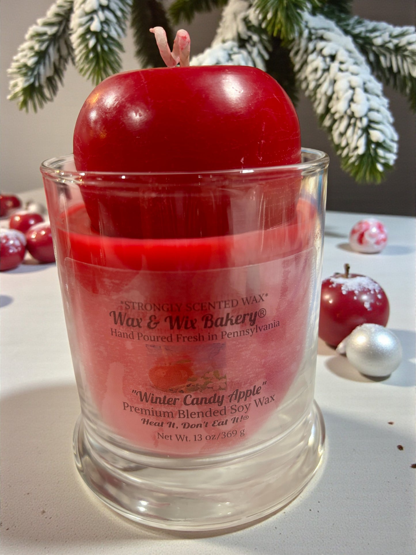 Winter Candy Apple Candle. 13oz. Soy Candle/Strong Scented Candle/Holiday Candle/Winter Candle
