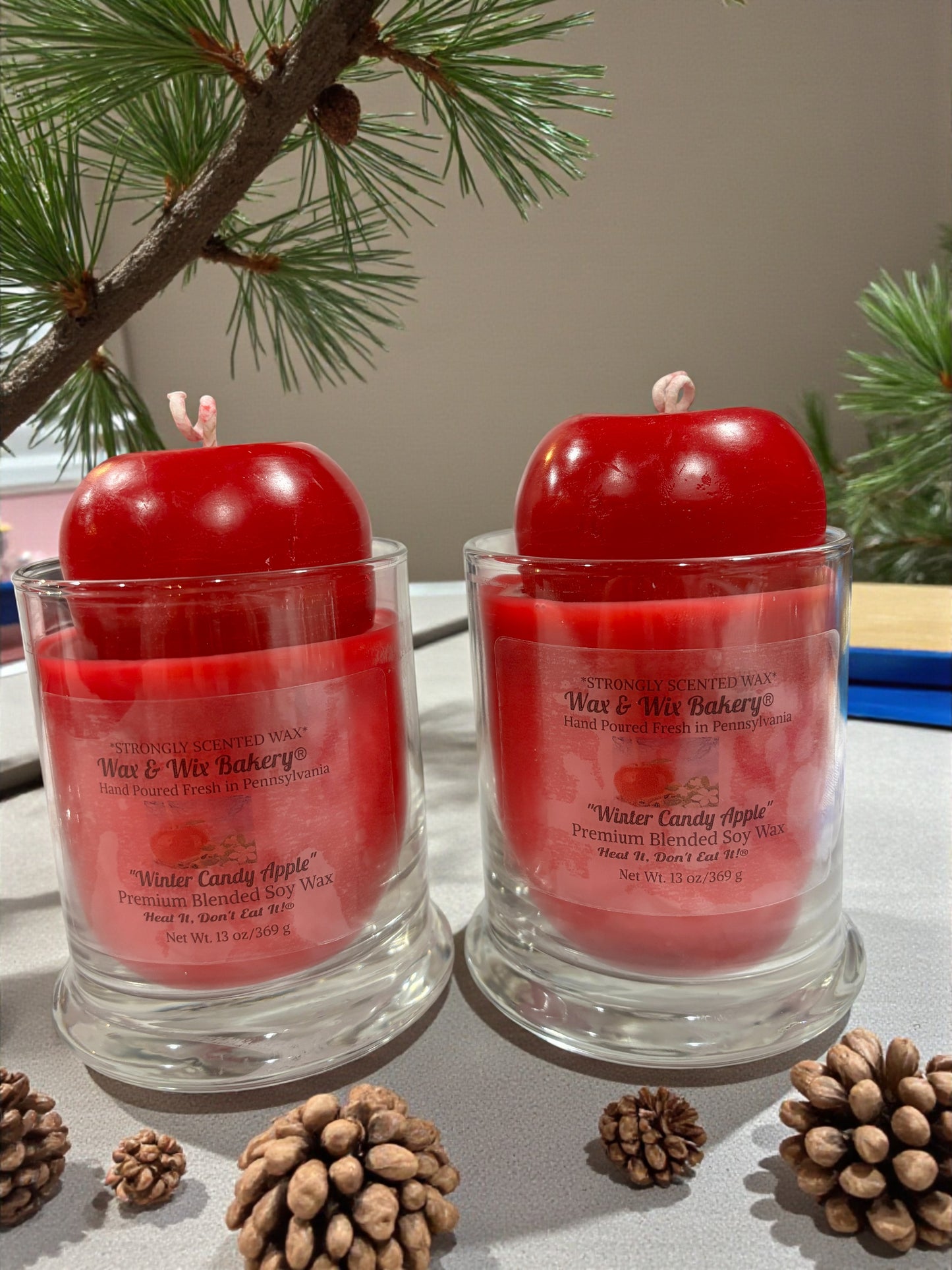 Winter Candy Apple Candle. 13oz. Soy Candle/Strong Scented Candle/Holiday Candle/Winter Candle