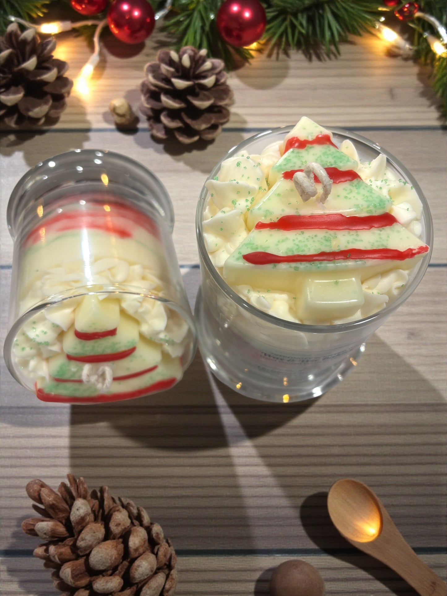 Christmas Tree Snack Cake Candle. 13oz. Soy Candle/Strong Scented Candle/Holiday Candle/Winter Candle/Dessert Candle